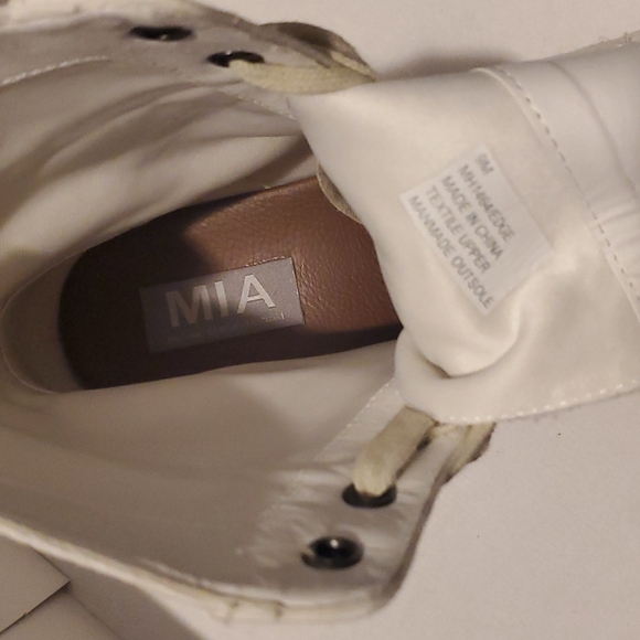 NWT MIA Combat Boots - Picture 3 of 4